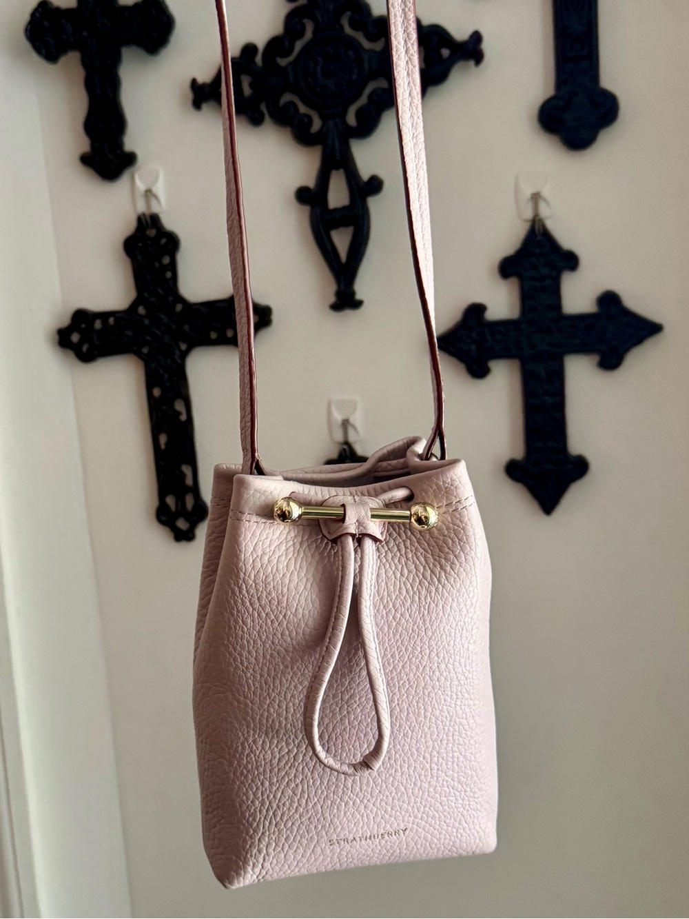 STRATHBERRY Lana Osette Leather Pouch in Lilac - Picture 6 of 7